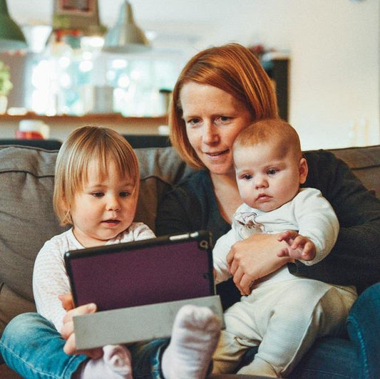 How to be a working mom and a student in the same time? - Hazli Collection