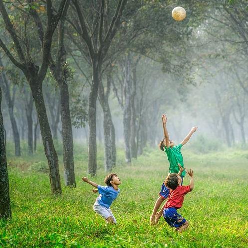 How to Help Your Kids Overcome Boredom - Hazli Collection