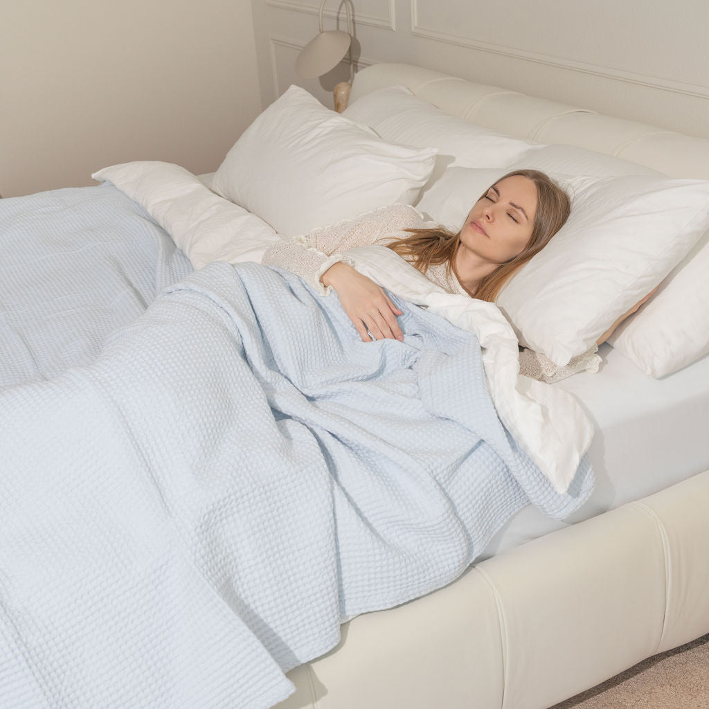 Waffle Weave Cotton Blanket | 100% Chemical-Free Cotton, All-Season | Breathable & Machine Washable - Hazli Collection