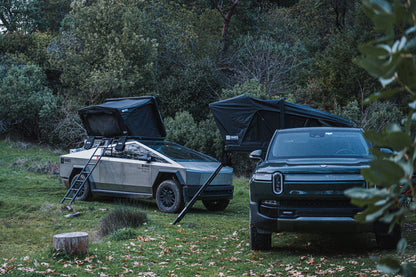 Mars Horizon Hard Shell Rooftop Tent with Ladder, Mattress & Insulation Liner